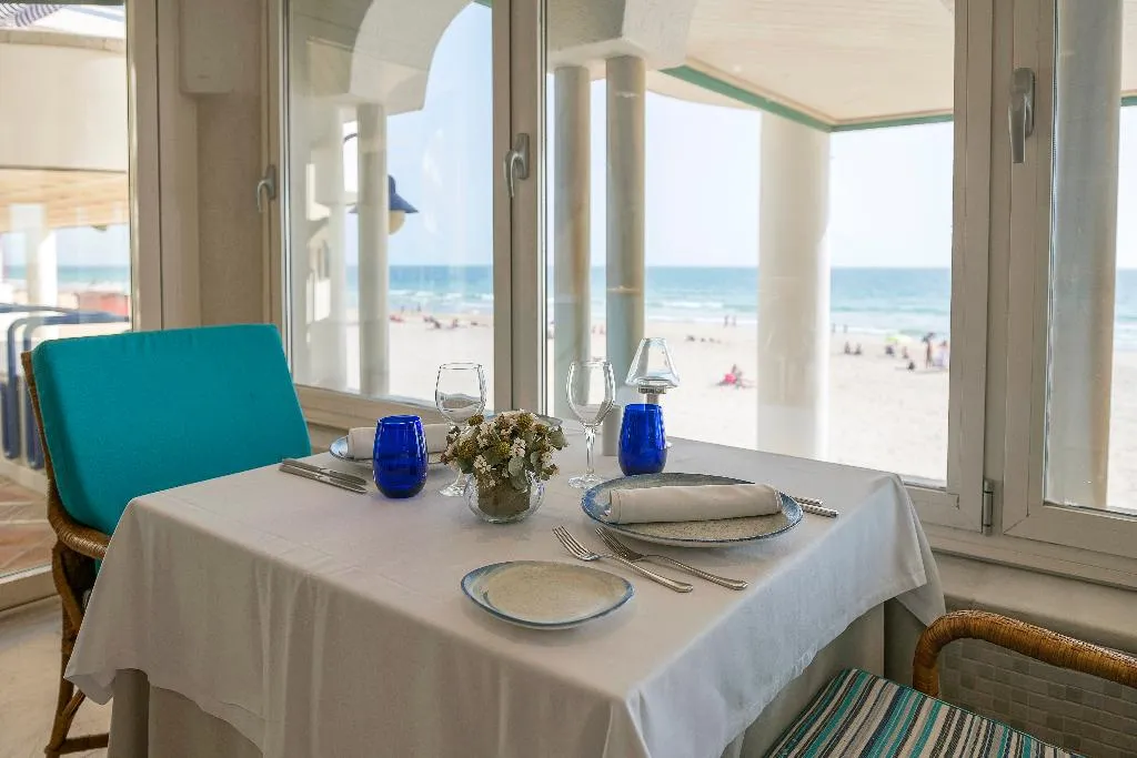 Restaurant, Playa Victoria, Costa De La Luz