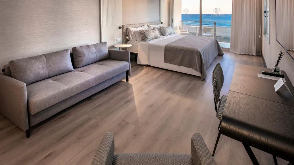 DOUBLE SINGLE USE EXECUTIVE SEA VIEW Room, Bel Air Hotel, Barcelona