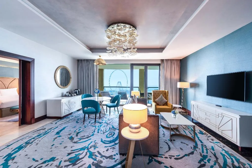 SUITE DELUXE KING BED Room, Sofitel Dubai Jumeirah Beach, Dubai