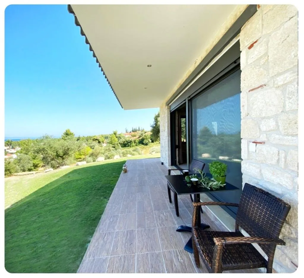 BUNGALOW OCEAN VIEW ONE BEDROOM Room, Bungalow White Apartments and Suits, Halkidiki