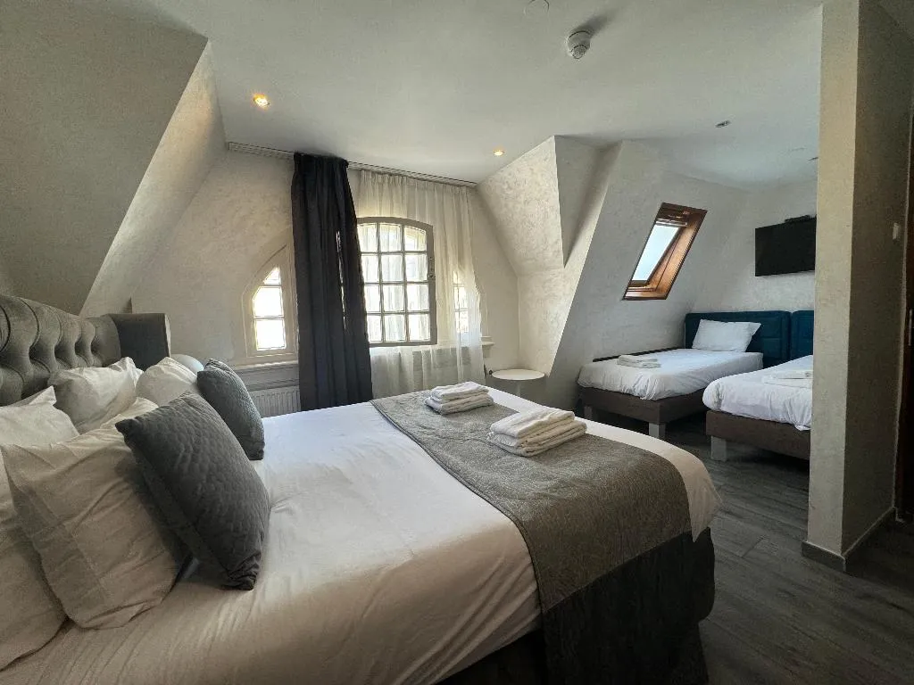 QUADRUPLE STANDARD Room, Hotel La Belle Vue, Amsterdam