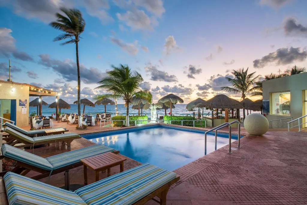 Pool, Club Regina Cancun managed by Accor, Cancun Area
