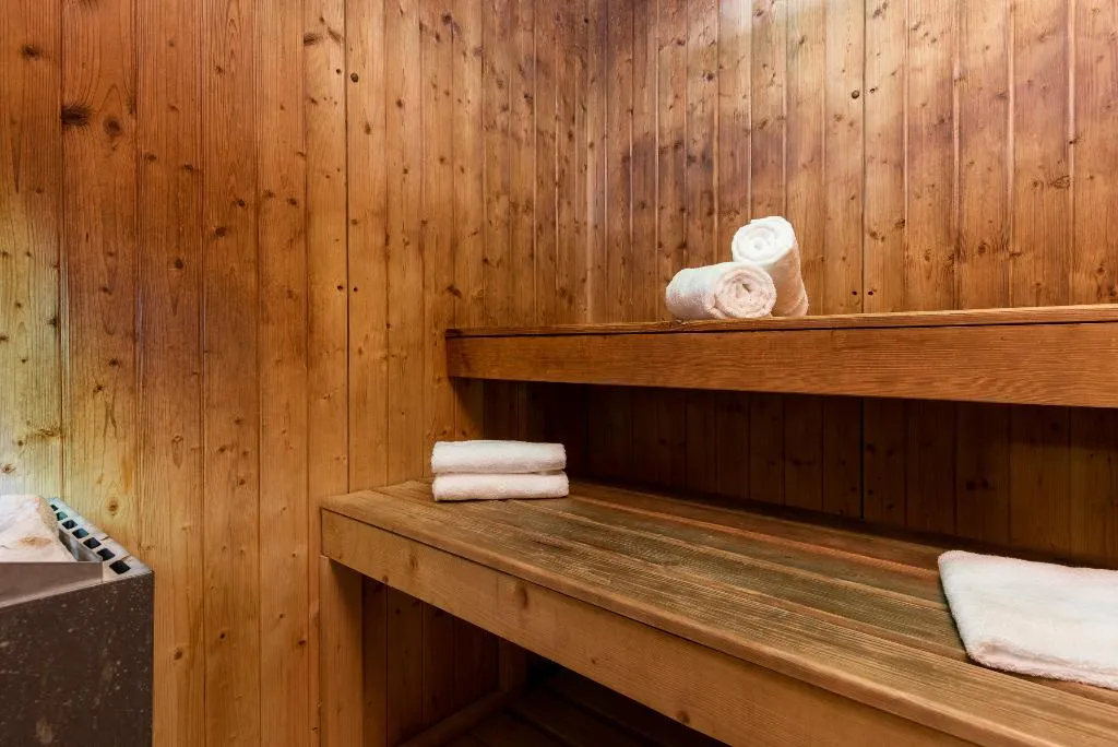 Sports and Entertainment, Leonardo Boutique Hotel Rome Termini, Rome