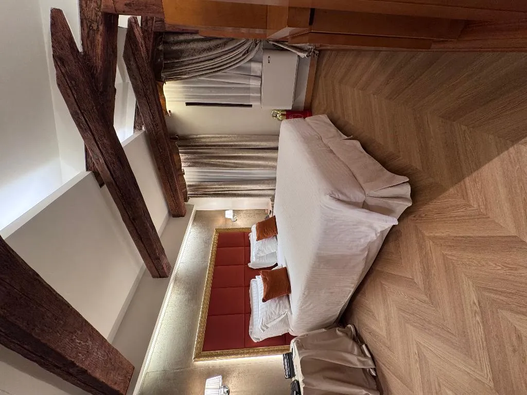 DOUBLE DELUXE Room, Ruzzini Palace, Venice