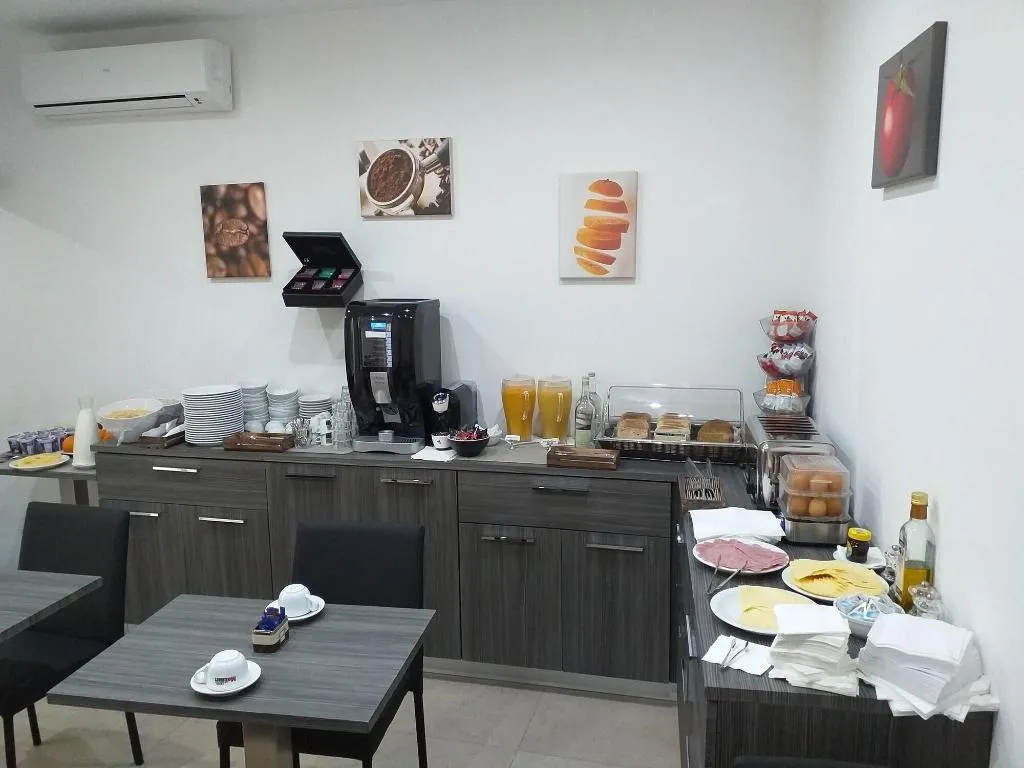 Restaurant, Tj Boutique Accommodation, Malta