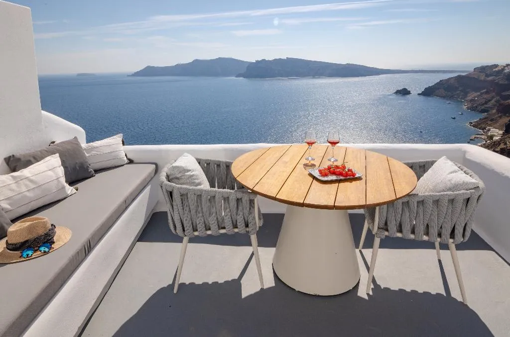 DOUBLE JAPANESE ROOM WITH VIEWS Room, IKIES Santorini, Santorini