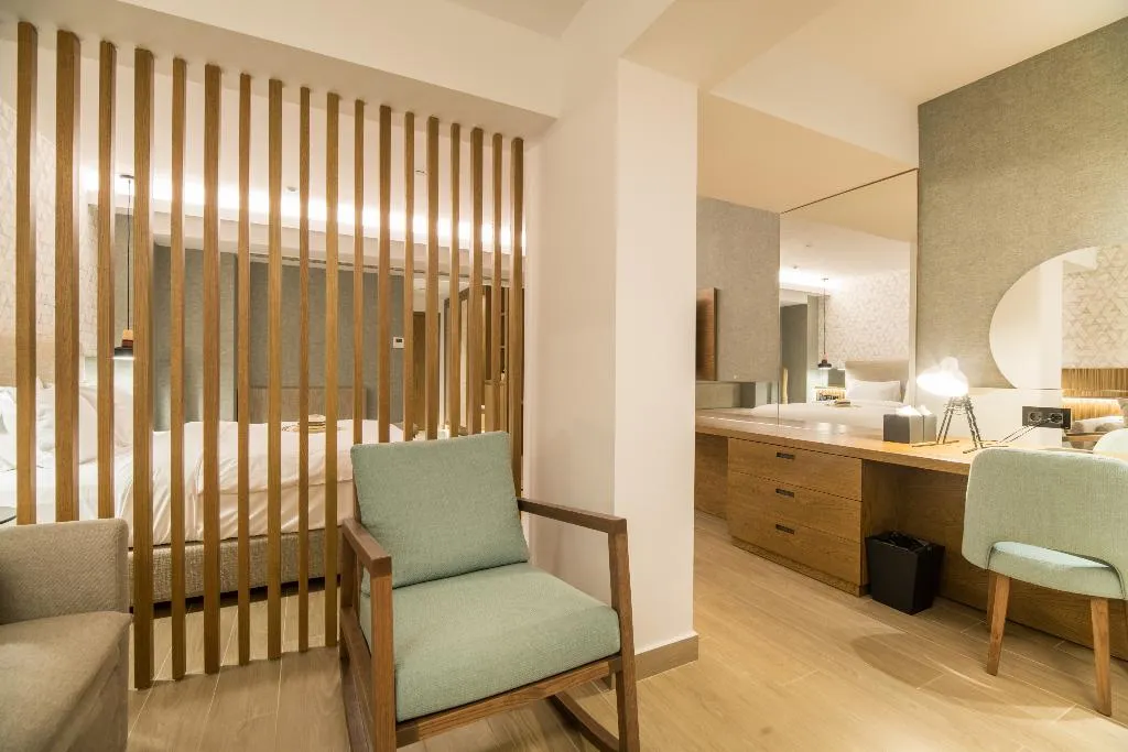 SUITE WITH PRIVATE POOL Room, AKASHA Beach Hotel and Spa, Crete