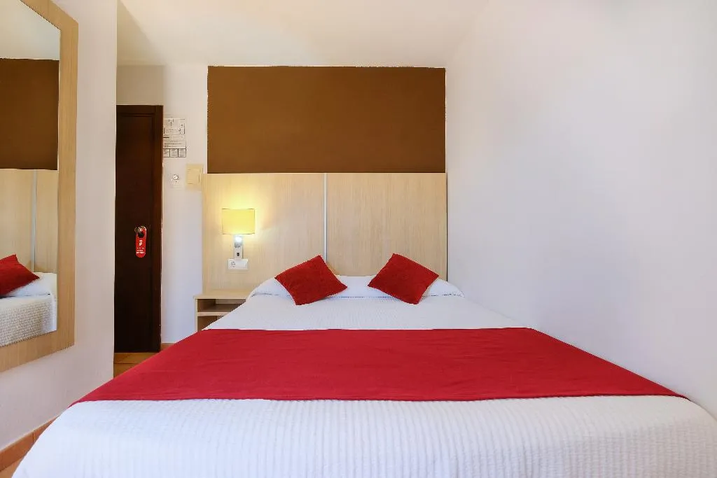 Double or Twin STANDARD Room, Azuline Hostal Marino, Ibiza