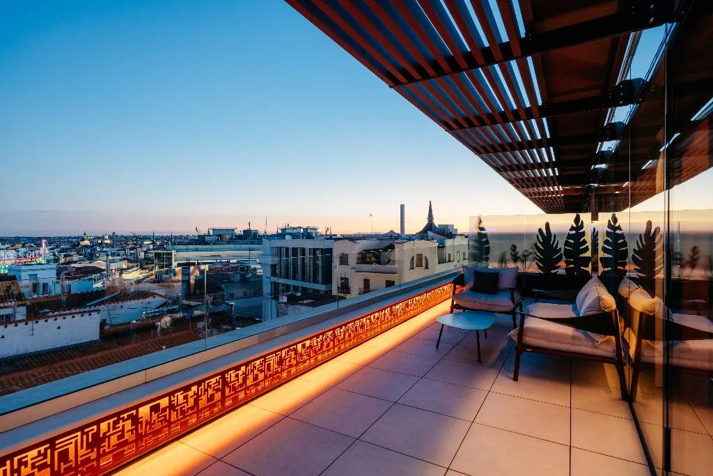 SUITE STANDARD Room, Thompson Madrid, part of Hyatt, Madrid