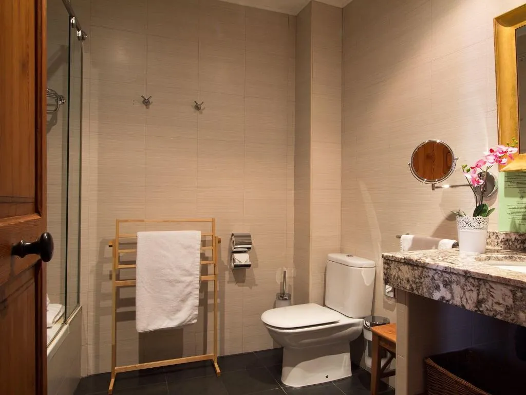 Room, Can Abril, Majorca