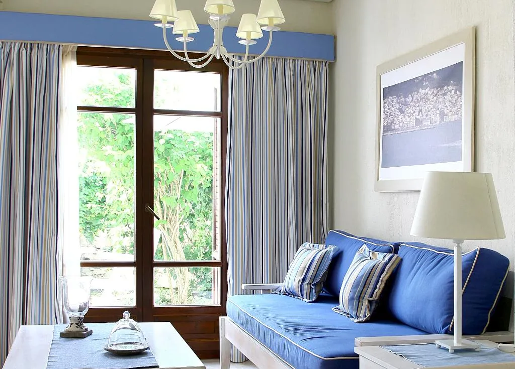 JUNIOR SUITE GARDEN VIEW Room, Skopelos Village Hotel, Skiathos