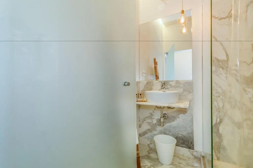 Room, Chiado 44, Lisbon
