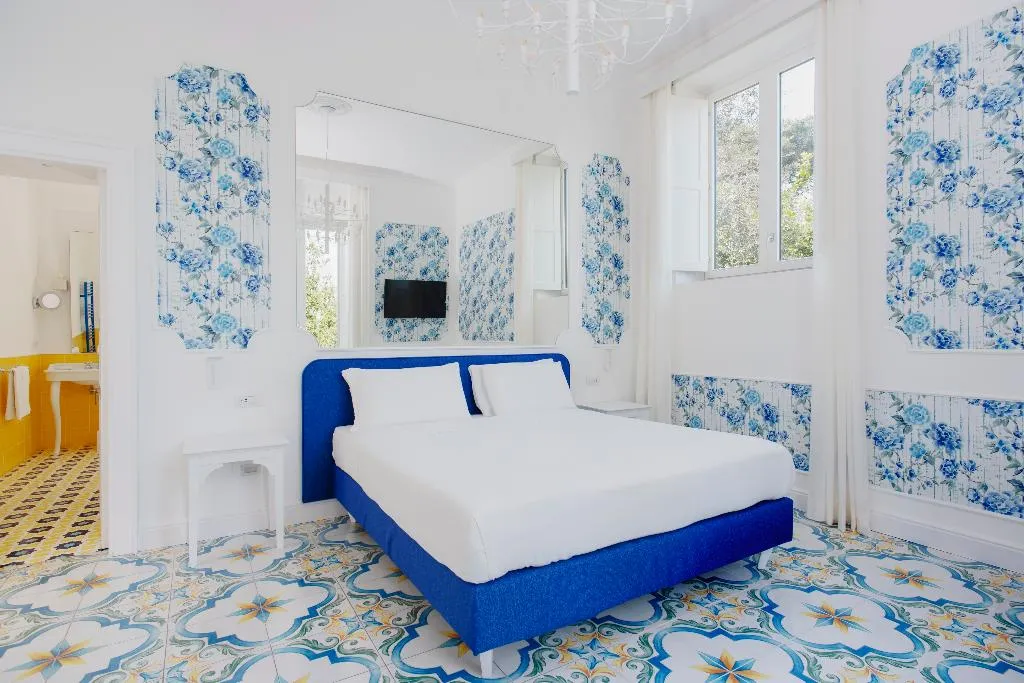 Room, Relais Correale Rooms&Garden, Naples