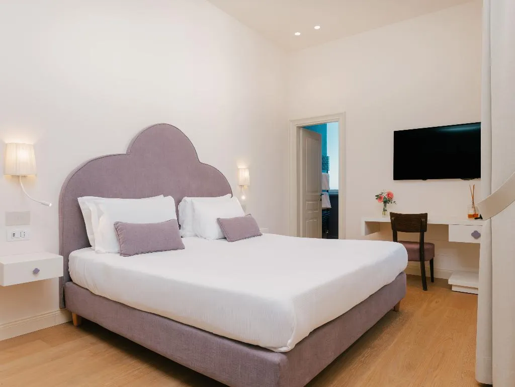 Room ONE BED Room, Unconventional Sorrento Coast, Naples