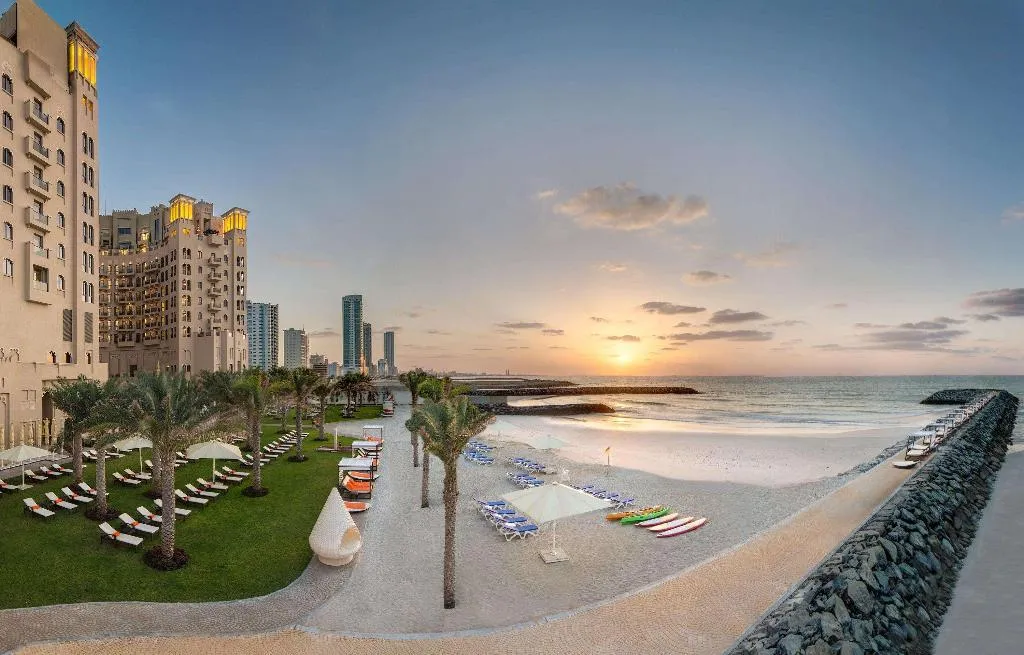 Beach, Bahi Ajman Palace Hotel, Dubai