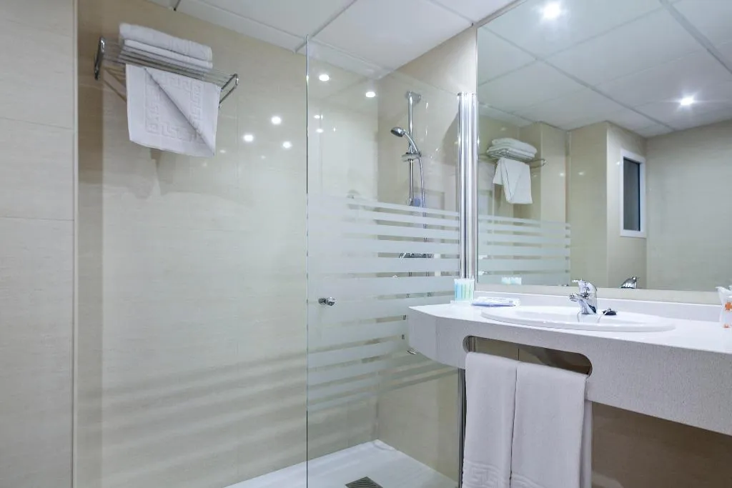 Room, Best Oasis Park, Costa Dorada