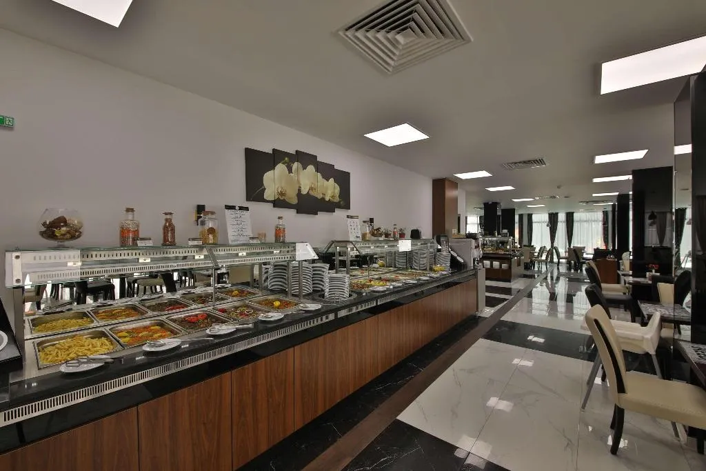 Restaurant, Prestige Deluxe Hotel Aquapark Club, Varna