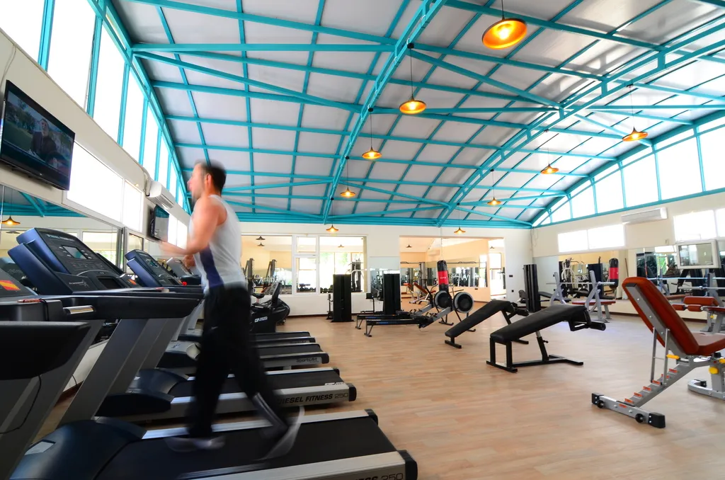 Sports and Entertainment, Azka, Bodrum