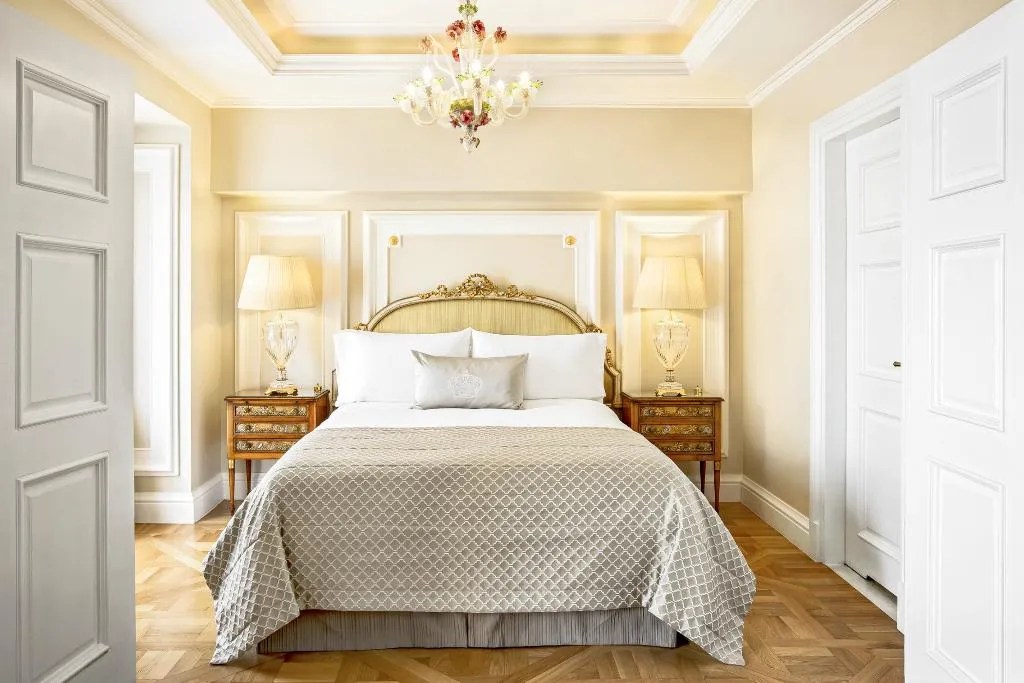 Room, King George A Luxury Collection Hotel, Athens