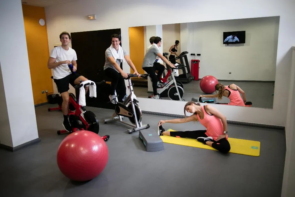 Sports and Entertainment, Residencia de estudiantes Onix, Barcelona