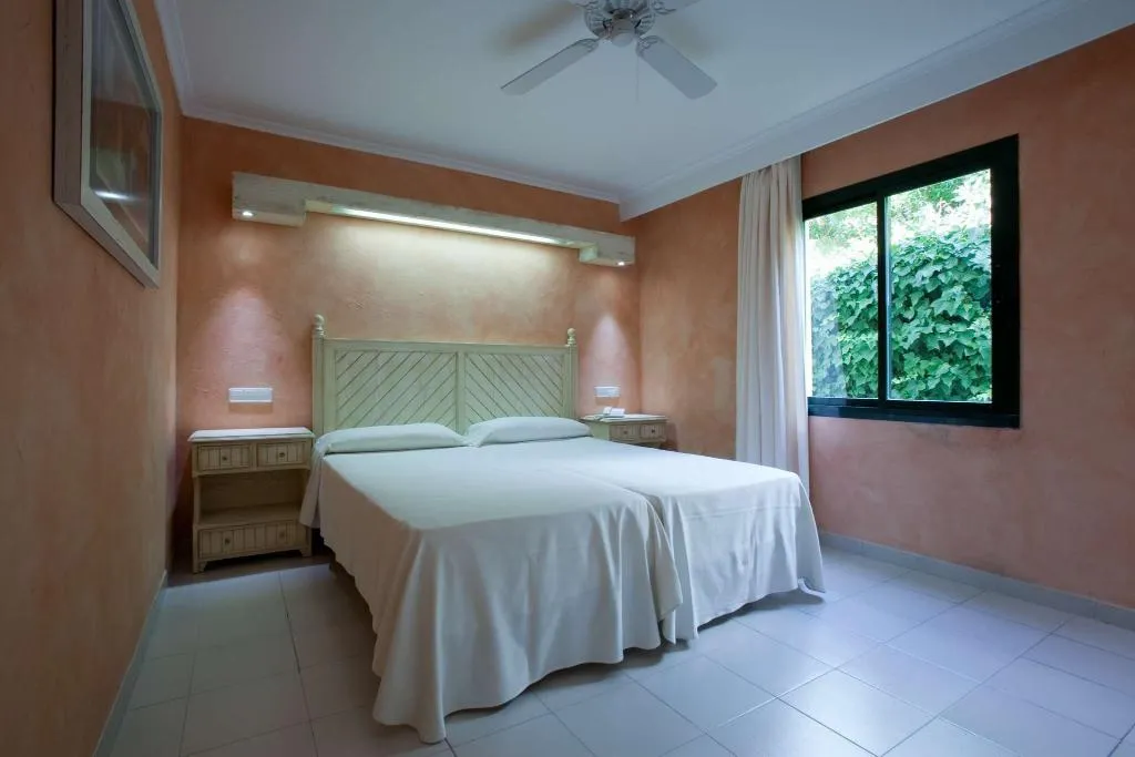 APARTMENT ONE BEDROOM Room, Royal Son Bou Family Club, Menorca