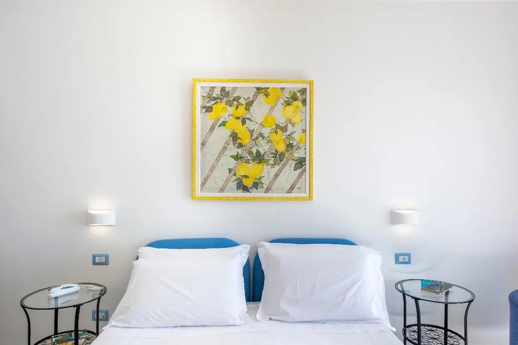 DOUBLE SEA VIEW Room, Maresca Hotel Praiano, Naples