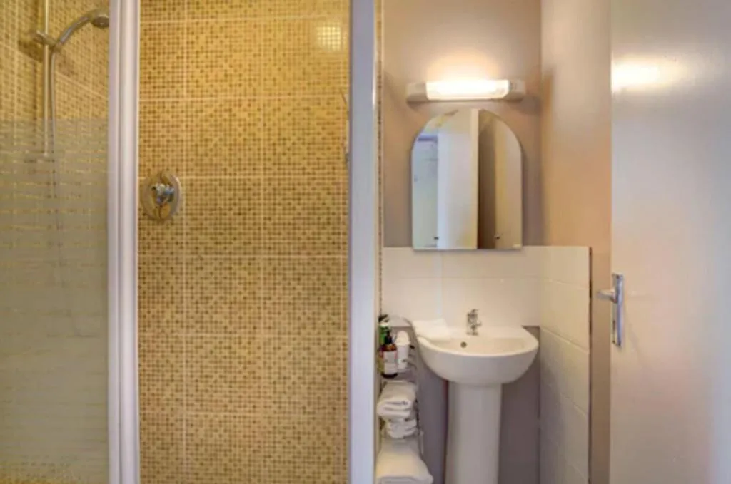 Room, St. Aiden's Guesthouse, Dublin