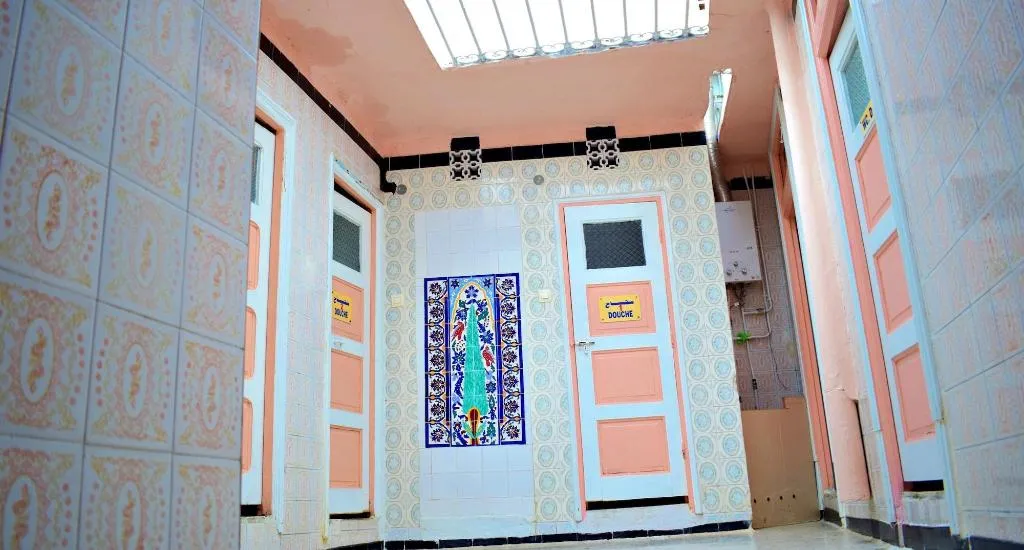 Room, Hotel Paris, Tunisia