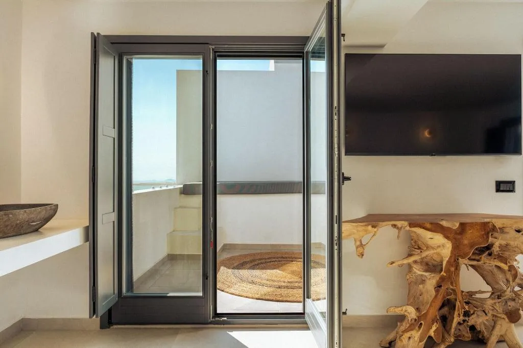 Room, Gazelle Living, Santorini
