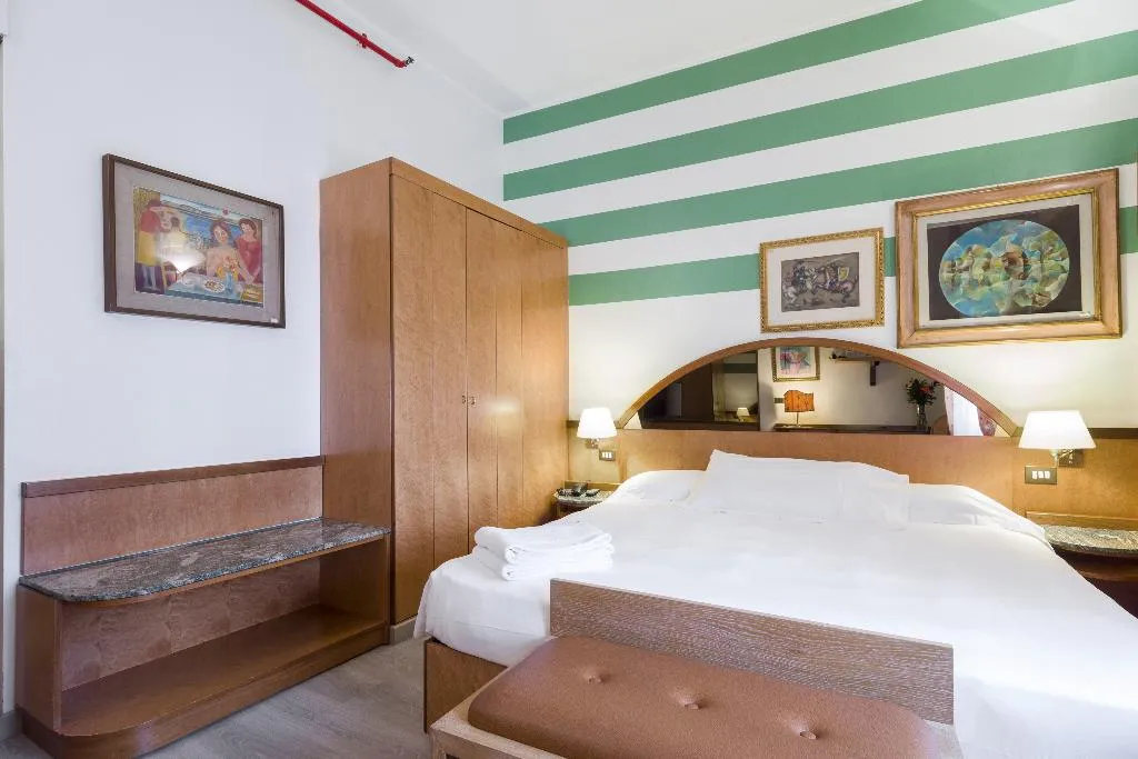 DOUBLE SINGLE USE STANDARD Room, Carrobbio, Milan