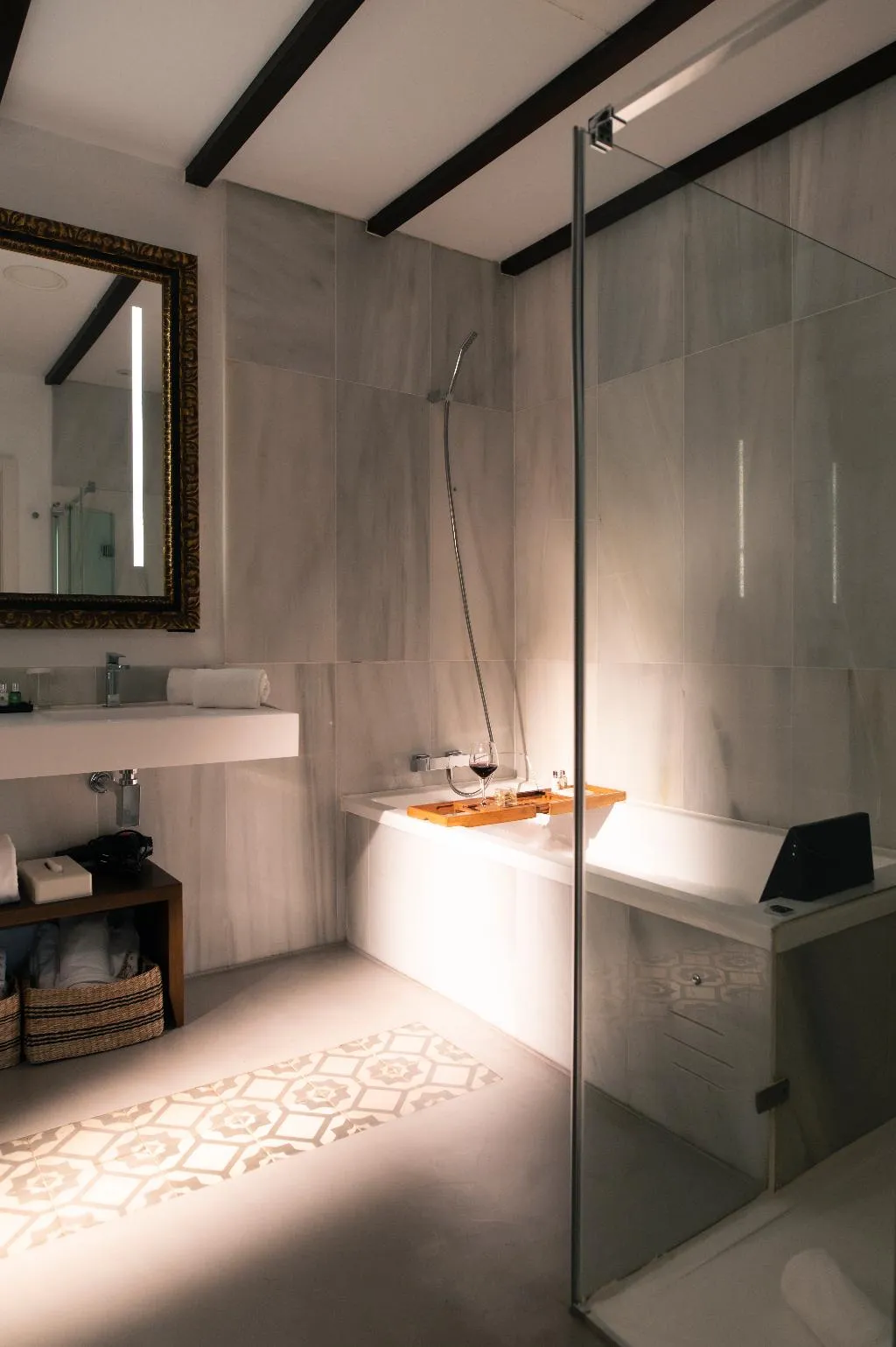 JUNIOR SUITE KING SIZE BED Room, Legado Alcazar, Seville