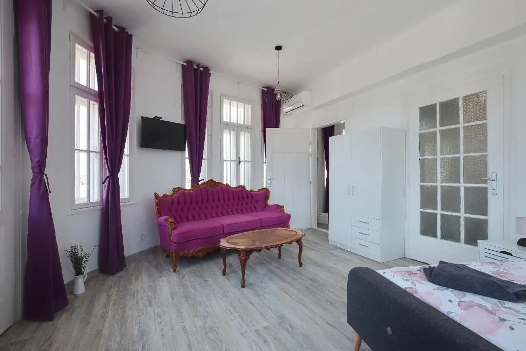 APARTMENT Presidential WITH VIEWS Room, M Hostel Musala, Varna