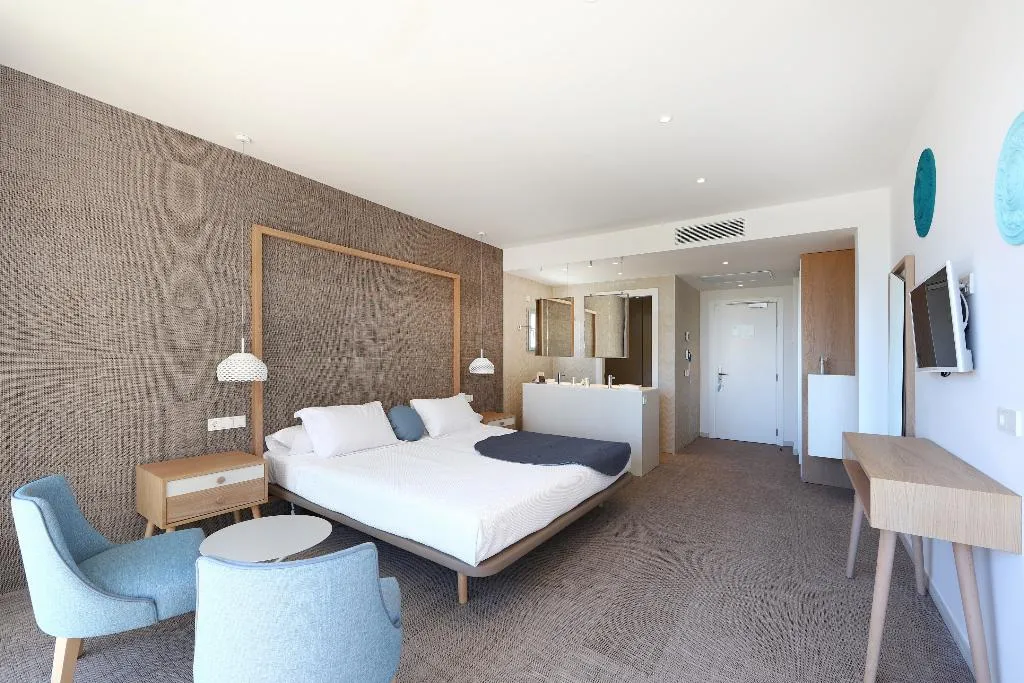 DOUBLE WITH BALCONY Room, Mar Azul Pur Estil Hotel & Spa, Majorca