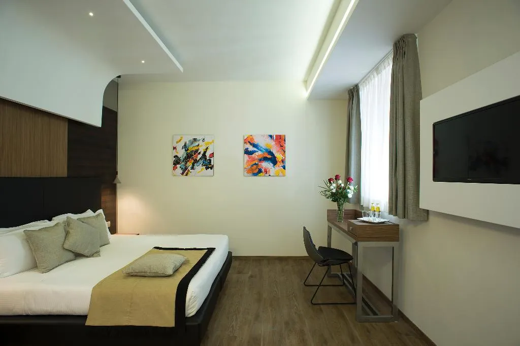 Double or Twin EXECUTIVE Room, Hotel Rinascimento, Rome