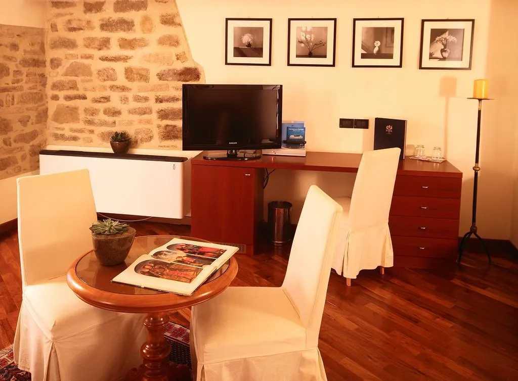JUNIOR SUITE STANDARD Room, Relais & Spa La Corte Di Bettona, Perugia