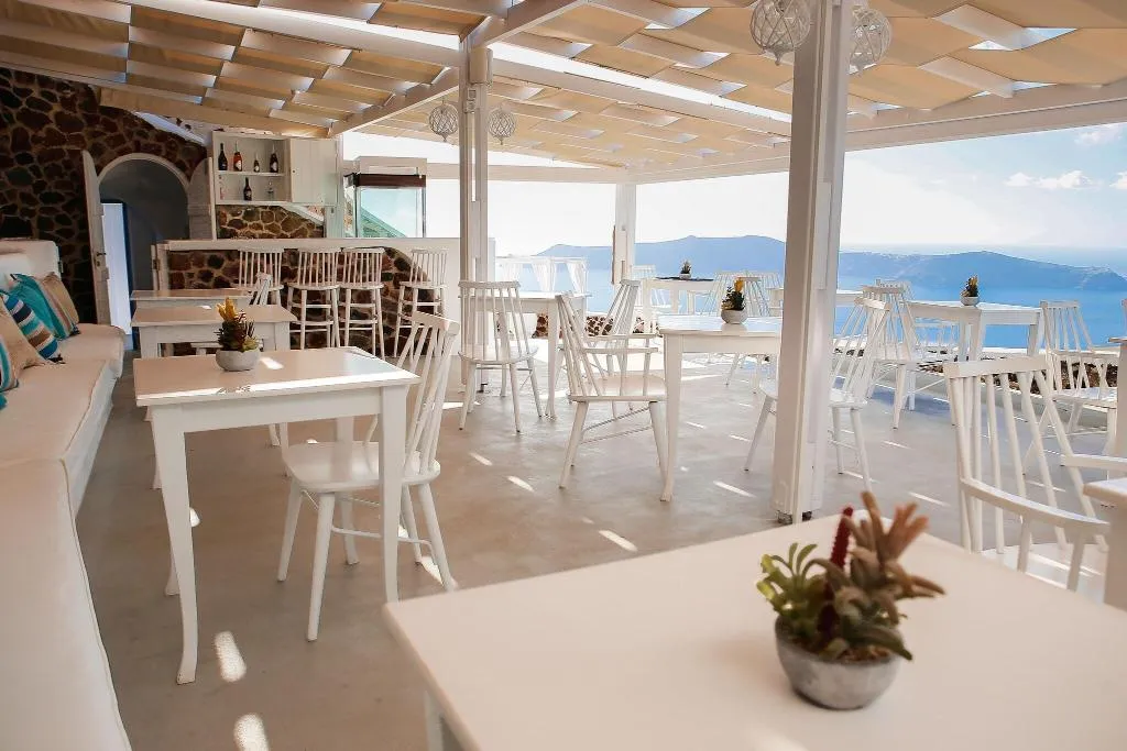 Bar, Ilioperato Traditional Apartments, Santorini