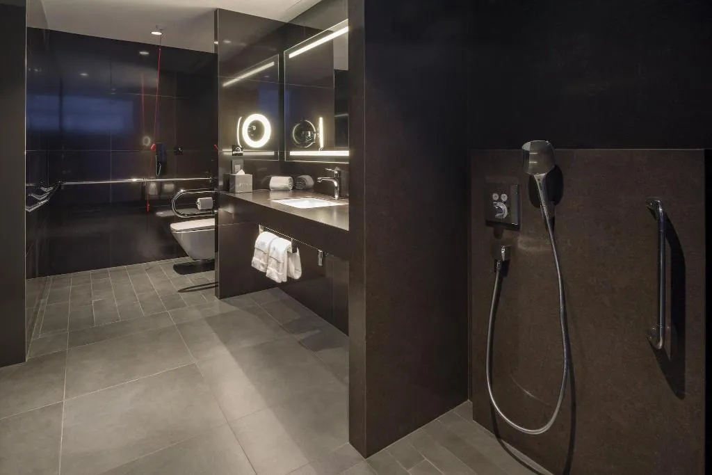 QUADRUPLE OCEAN VIEW TWO DOUBLE BEDS Room, W Dubai - The Palm, Dubai