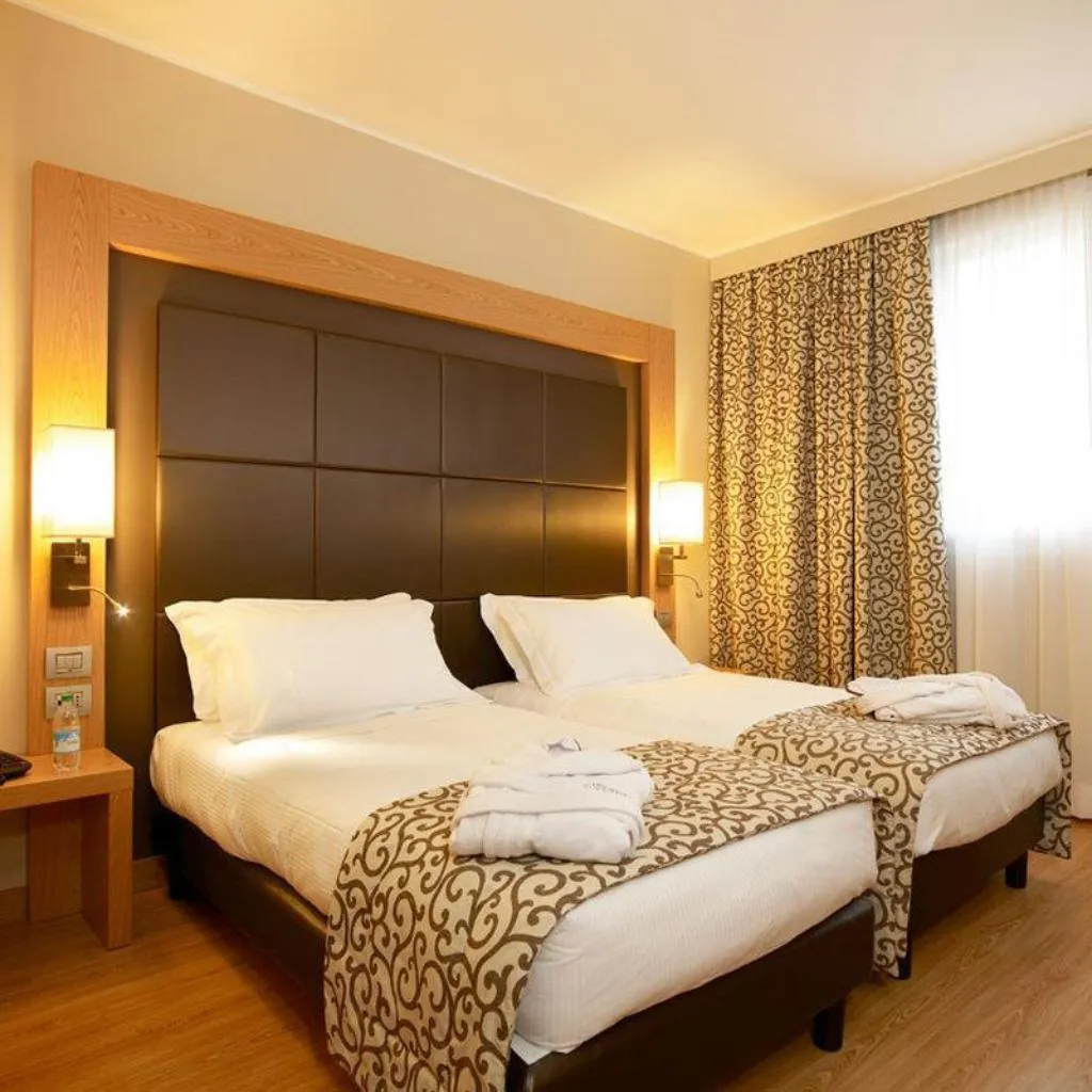 Room, Virginia Palace, Milan