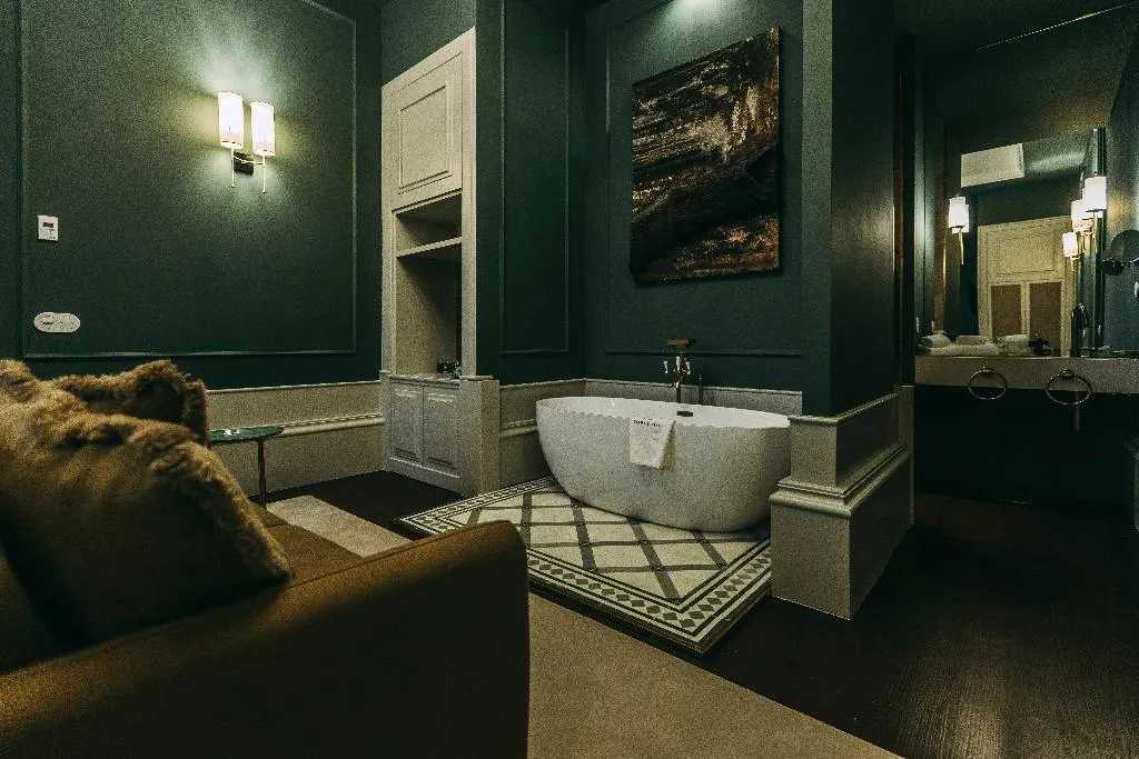 DOUBLE DELUXE Room, Torel 1884 Suites & Apartments, Porto