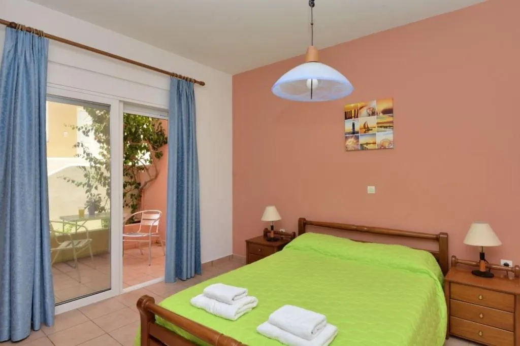 Room, Epavlis Apartments, Athens