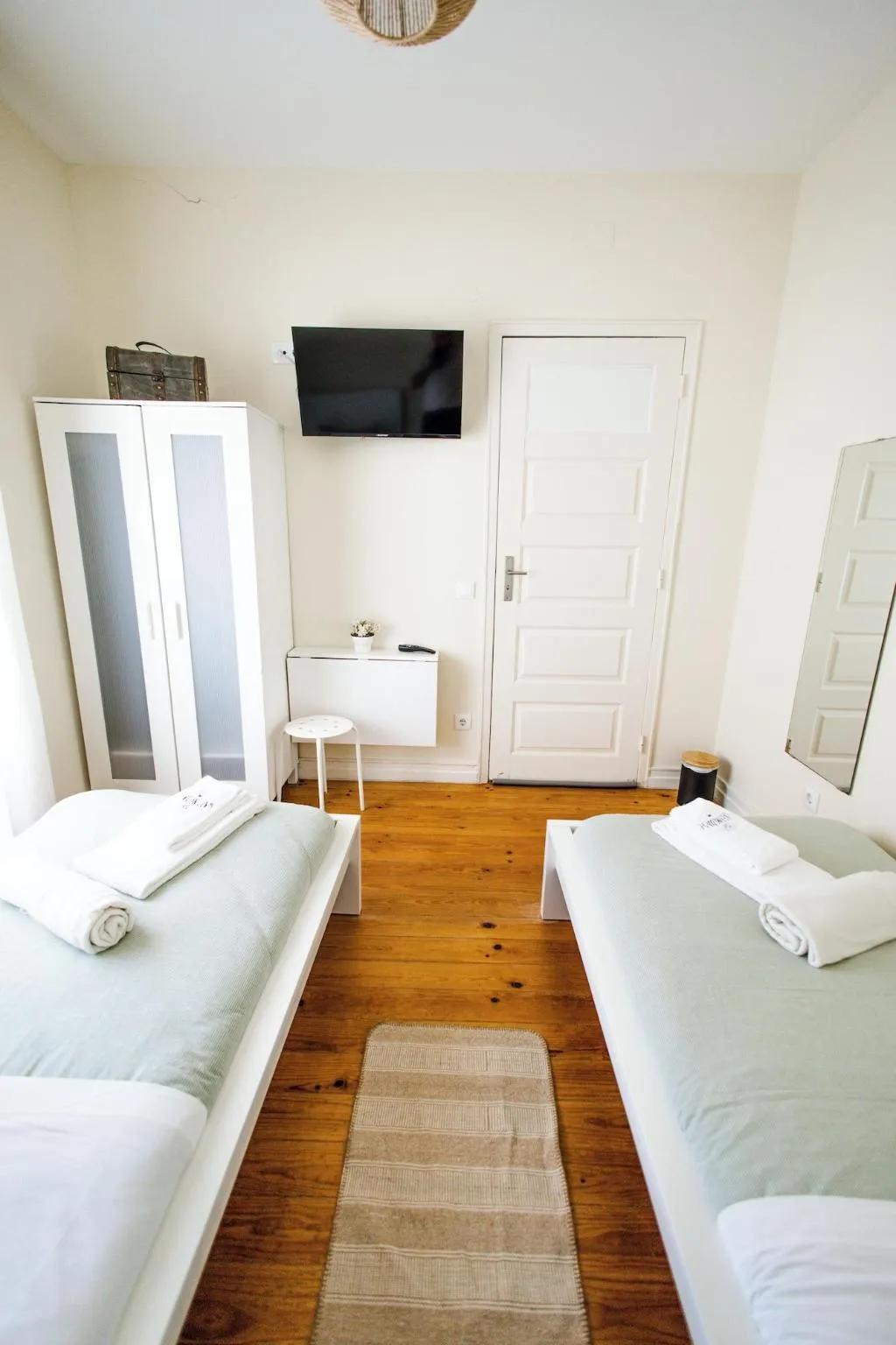 Room, The Beach Corner Guesthouse, Porto