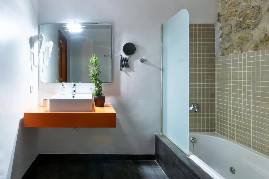 Double or Twin SUPERIOR Room, Hotel Can Riera, Majorca