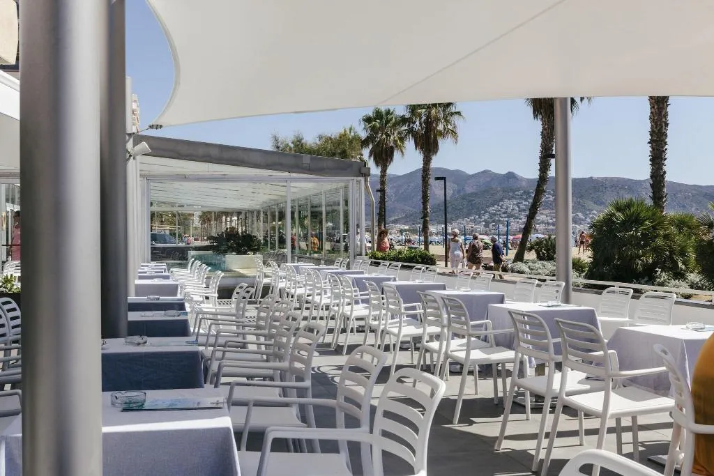 Bar, Montecarlo, Costa Brava