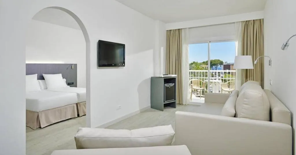 FAMILY ROOM STANDARD Room, Sol Guadalupe, Majorca