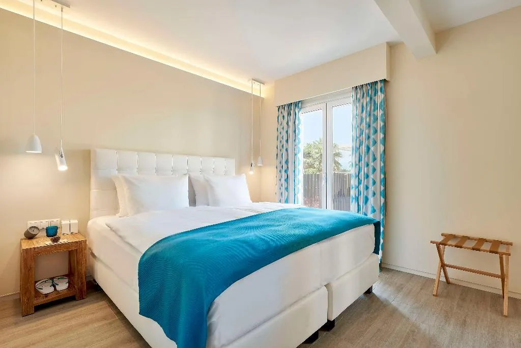 Room, Club Calimera Delfin Playa, Ibiza