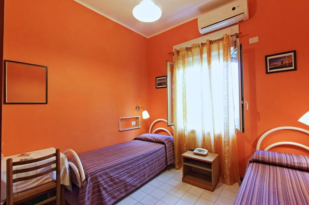 Room, Inn Piero, Taormina