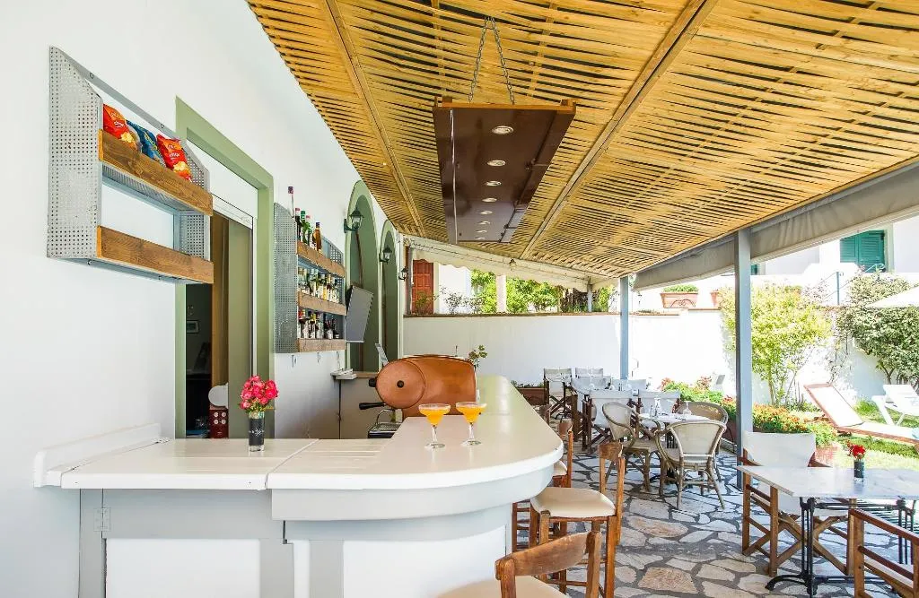 Bar, Paradise Inn, Corfu