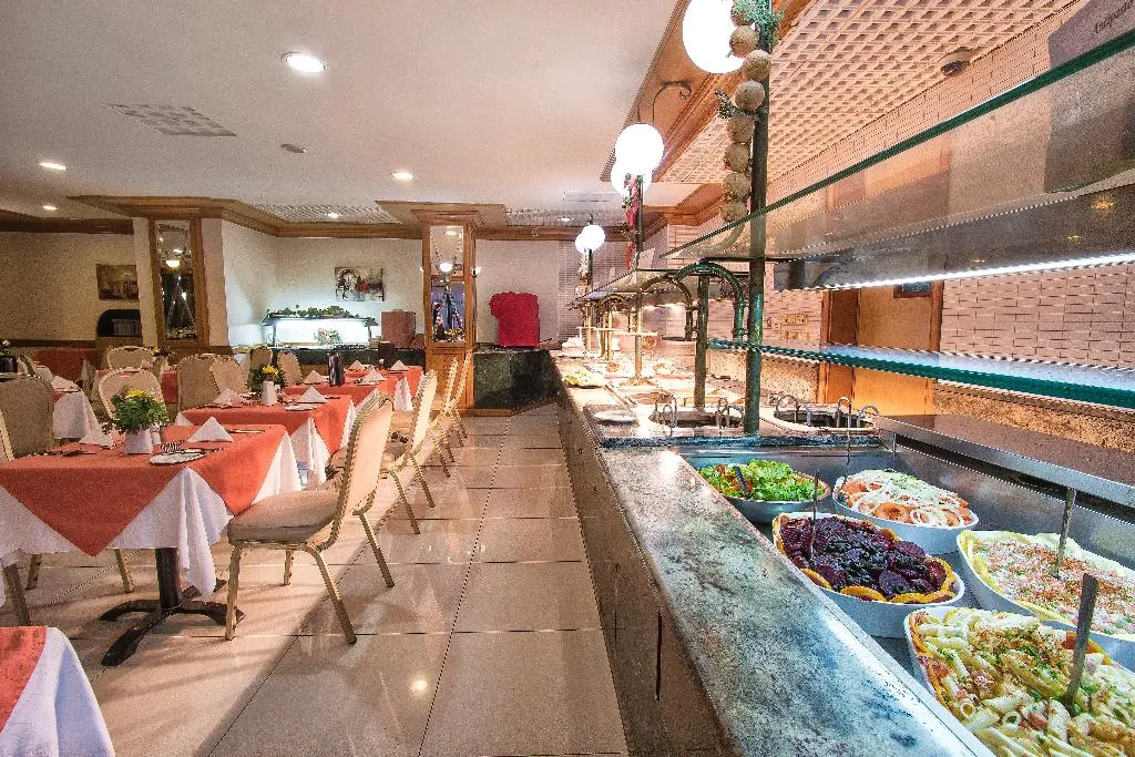 Restaurant, Canifor Hotel, Malta