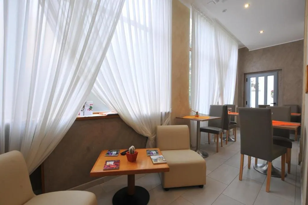 Lobby, Hotel Montecarlo, Milan