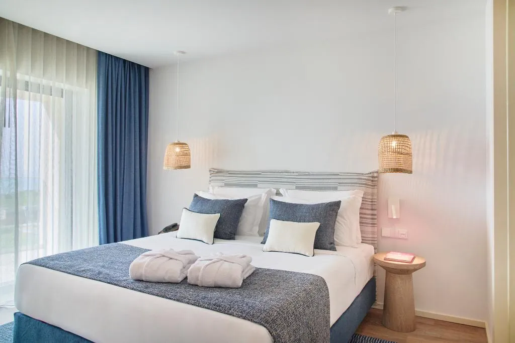 DOUBLE SUPERIOR Room, The Editory By The Sea Lagos, Algarve
